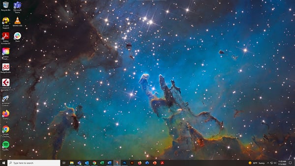 uncluttered desktop